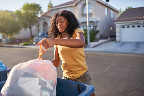Best Construction Debris Removal  in Country Squire Lakes, IN